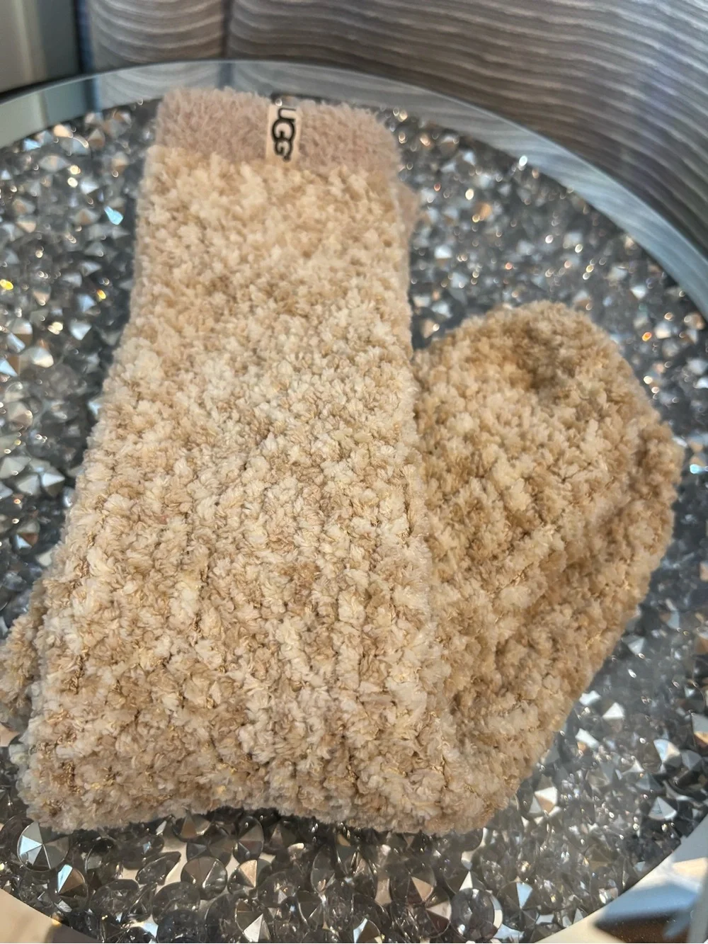 UGG Cozy Fuzzy Crew Lounge Socks Cream One Size Soft Plush Sherpa Comfort